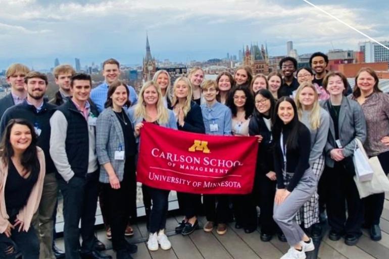 Students pose for a photo in London as part of the IBUS 2021: Design Your Career in a Global Context course.
